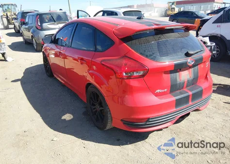 2015 Ford Focus St from USA, damaged, VIN 1FADP3L92FL215580